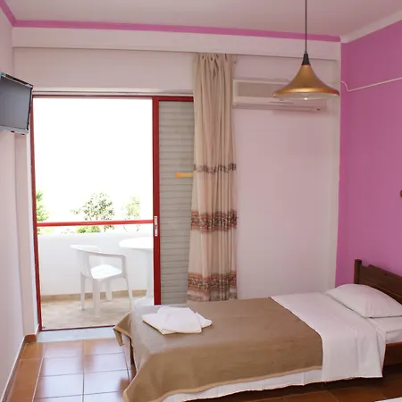 Hotel apartamentowy Stam & John