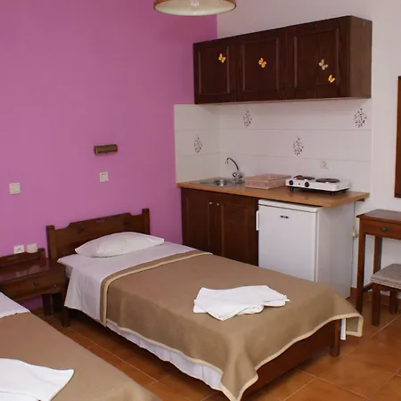 Stam & John Hotel apartamentowy 2*