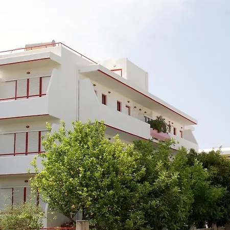 Aparthotel Stam & John 2*