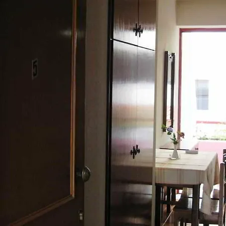 Stam & John Aparthotel