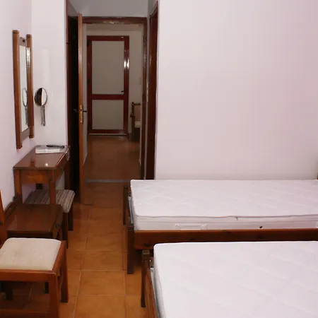 Apartahotel Stam & John Cos