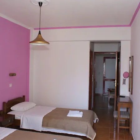 Stam & John Apartahotel 2*
