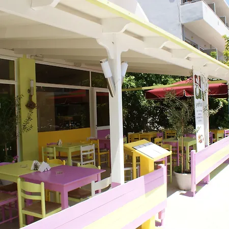 Apartahotel Stam & John