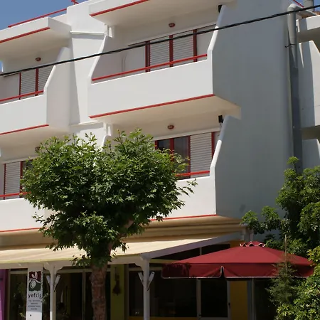 Apartahotel Stam & John Cos